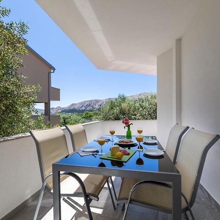 Apartments Lucija Baška Zewnętrze zdjęcie