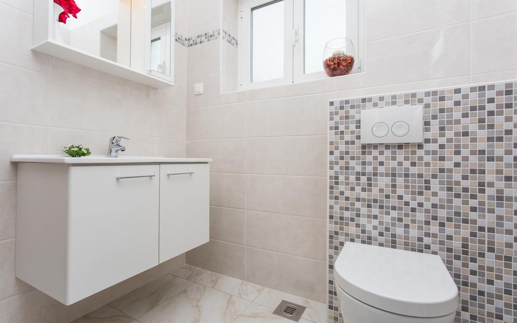Apartments Lucija Baška Zewnętrze zdjęcie