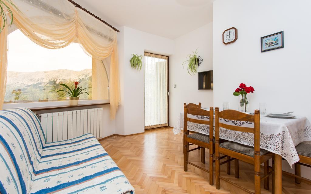 Apartments Lucija Baška Zewnętrze zdjęcie
