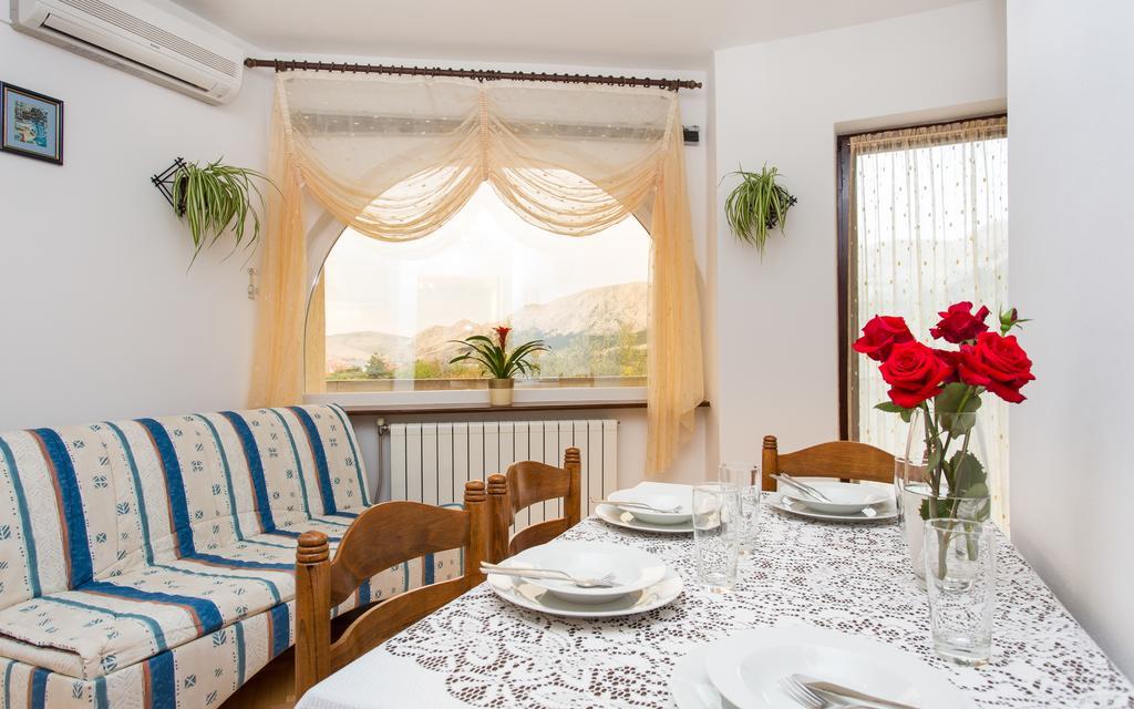 Apartments Lucija Baška Zewnętrze zdjęcie