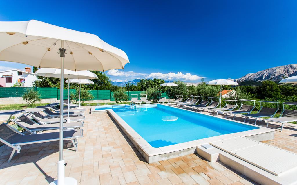 Apartments Lucija Baška Zewnętrze zdjęcie